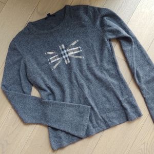 Burberry sweater